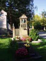 Grab Georg Morlock auf dem Pragfriedhof
© --Xocolatl, Public domain
