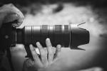 Fotokamera mit Objektiv. Bild © Pixabay